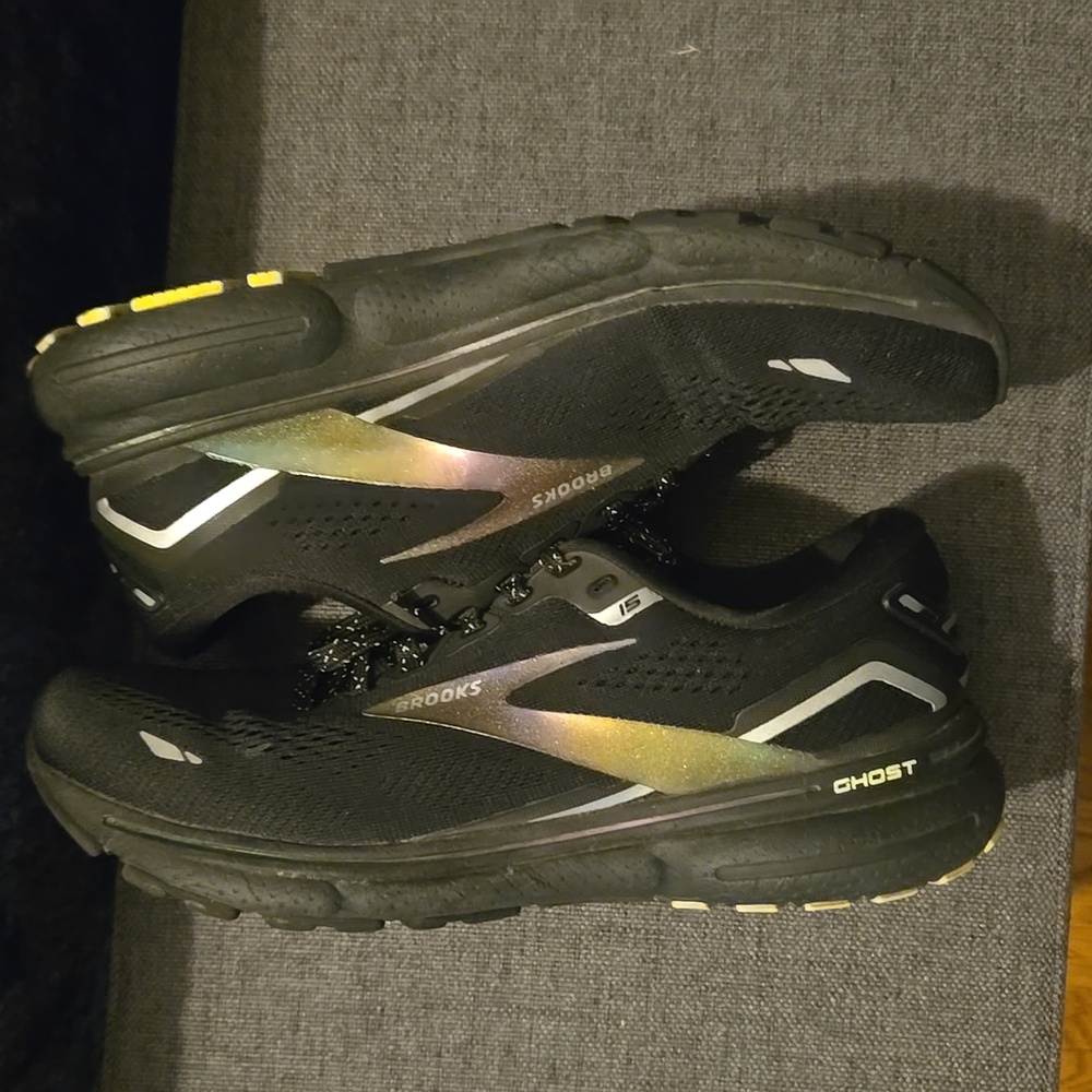 Women's Brooks Ghost 15 size 8 B